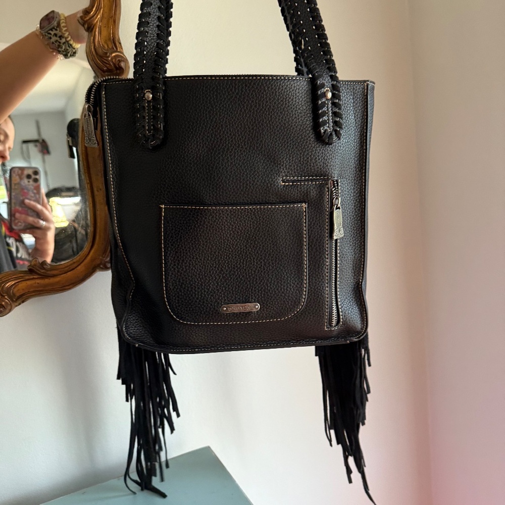 Trinity Ranch Cowhide Shoulder Bag With Fringe - Picture 4 of 15